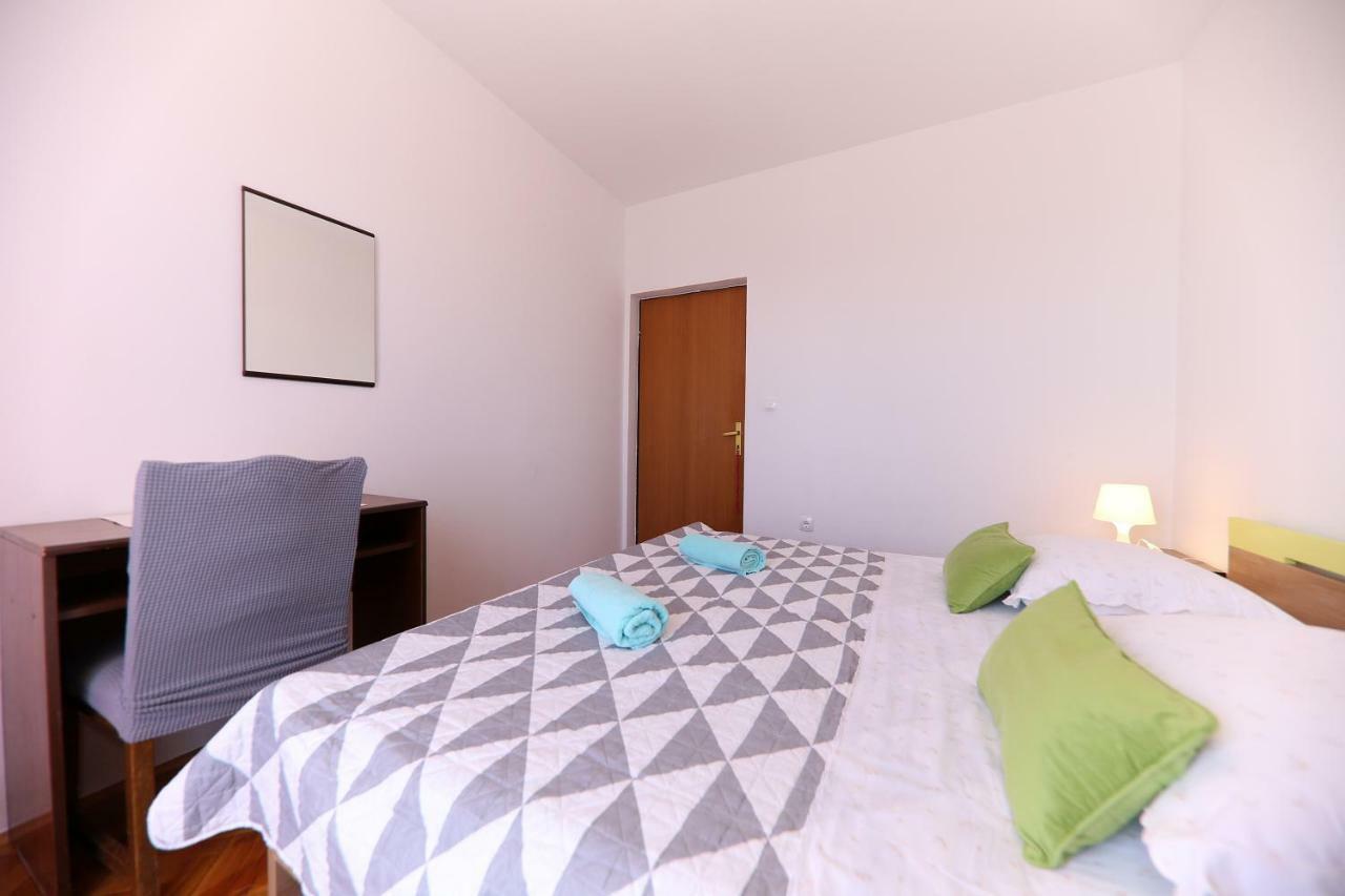 Apartments Anka รทินา ภายนอก รูปภาพ